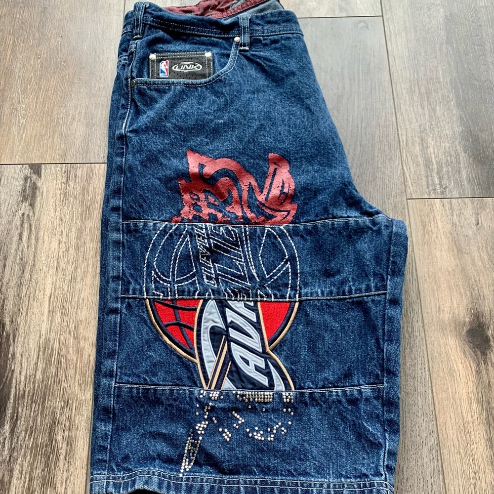 Cleveland Cavaliers Vintage UNK Denim Long Shorts Size 38 NBA Basketball